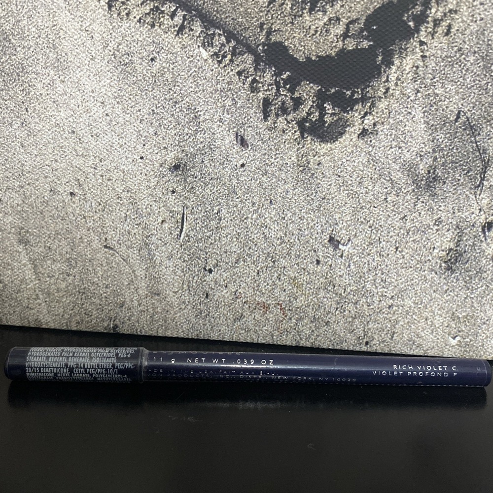 AVON Wet / Dry Eye Liner In Shade Rich Violet Eyeliner